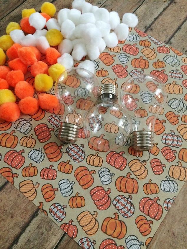 easy candy corn light bulbs