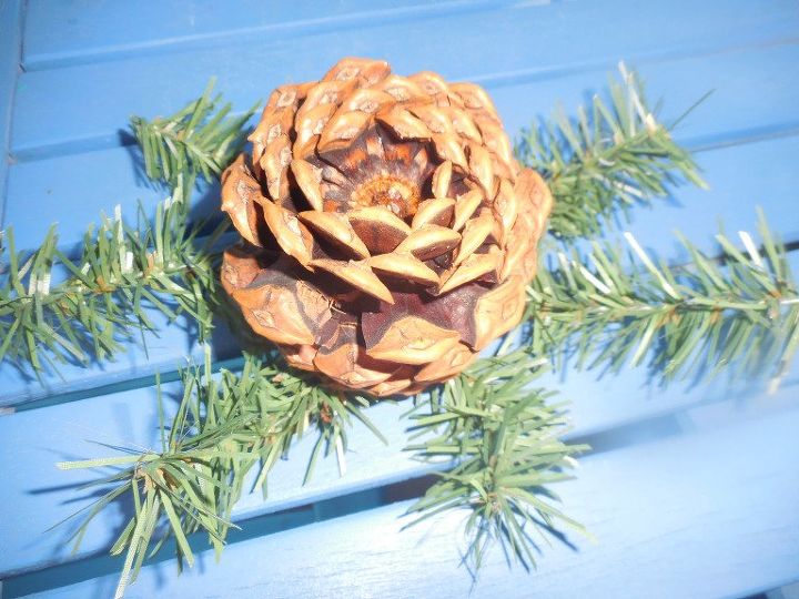 pine cone candle