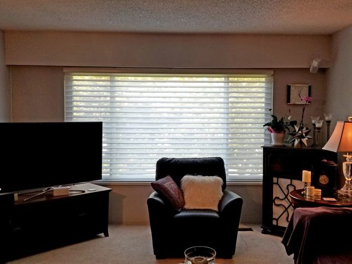 q how do i disguise a built in wall to wall cornice board