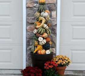 DIY gourd topiary