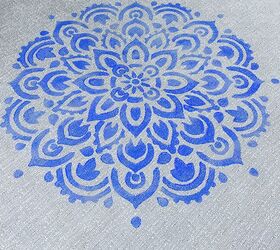 how to stencil a rug