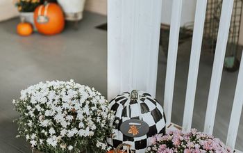 Give Your Home's Entry a Welcoming Fall Look!