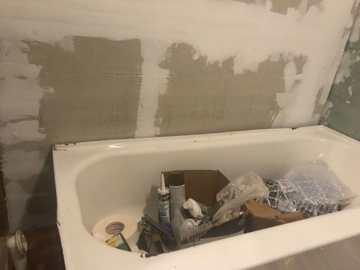 q looking for alternatives to tub surrounding