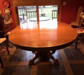 Antique clawfoot table store and chairs