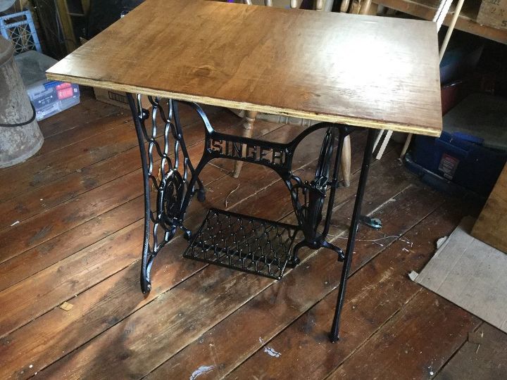 upcycled treadle sewing machine into grooming table