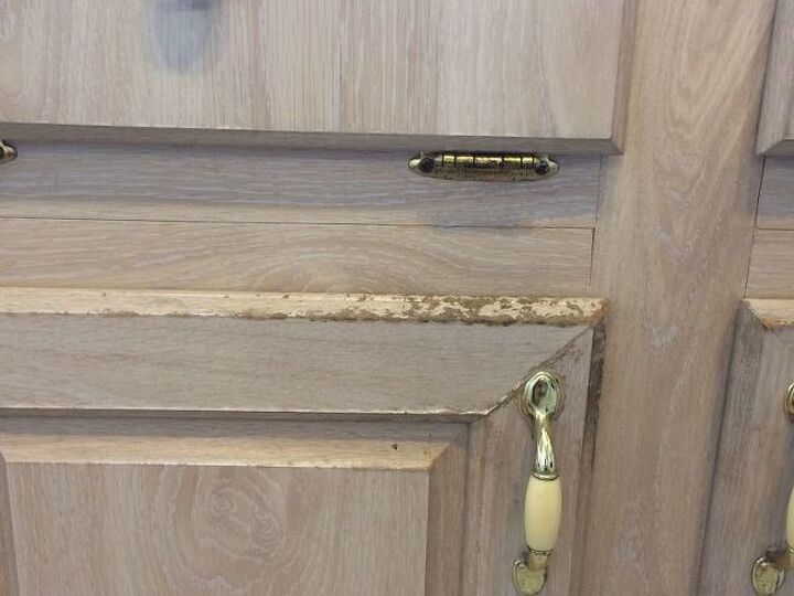 q how do i paint these cabinets to look farmhouse rustic