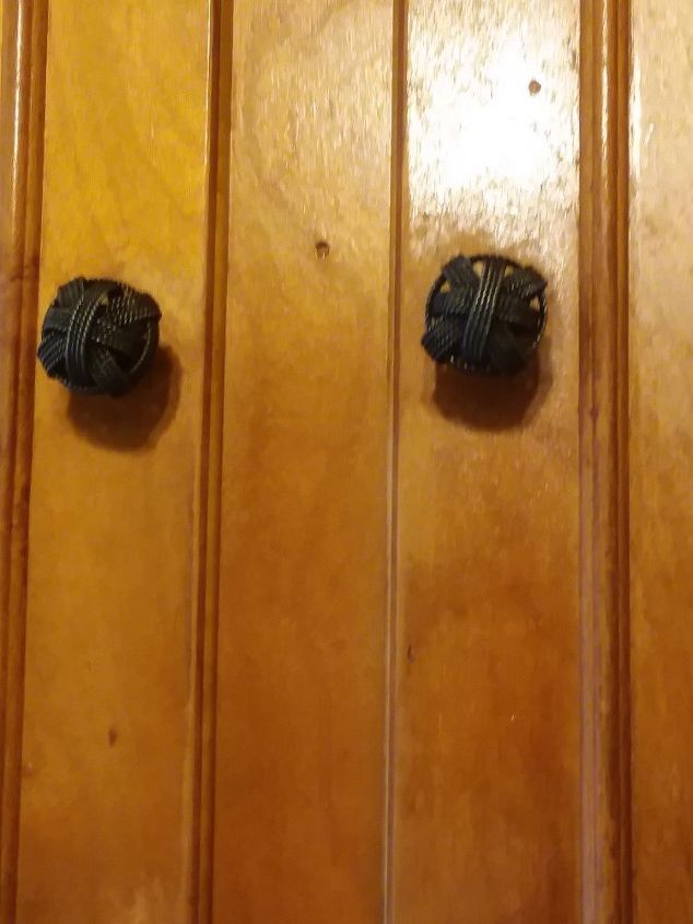 How to clean grease and grime off cabinets? | Hometalk