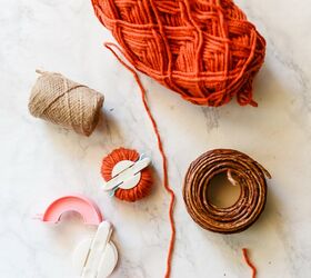 yarn pom pom pumpkin garland