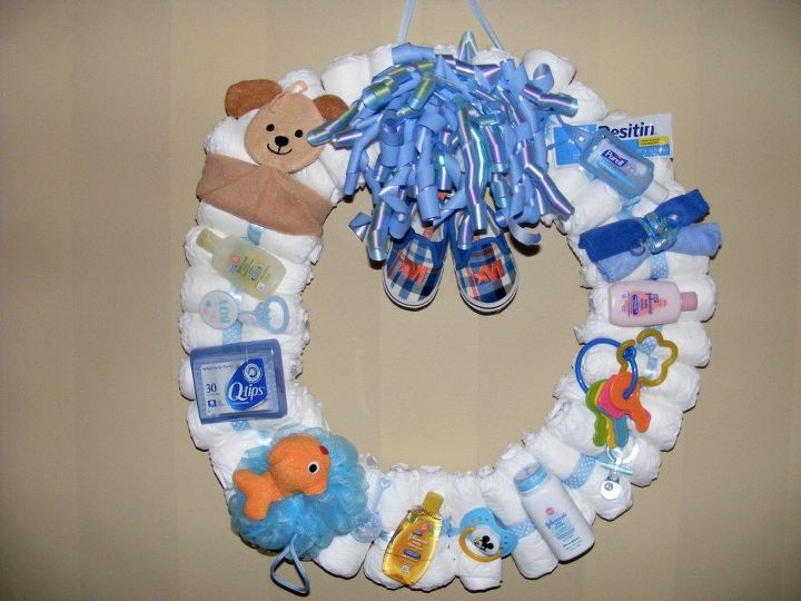 babyshower diaper wreath