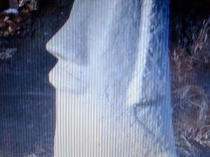 q how to make large outdoor statues