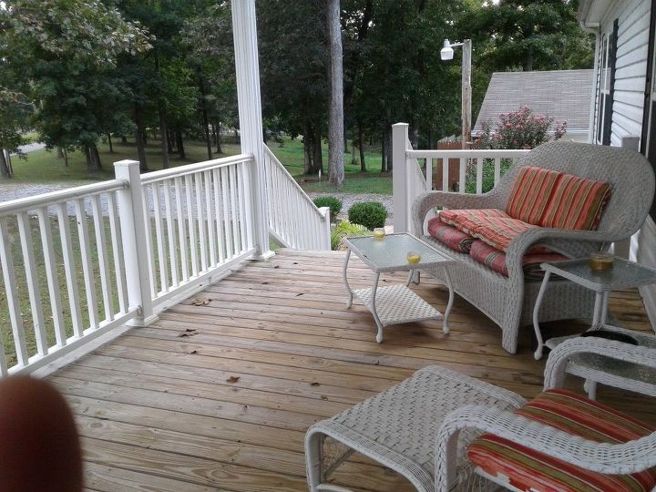 q i make over my vinal fenced front porch