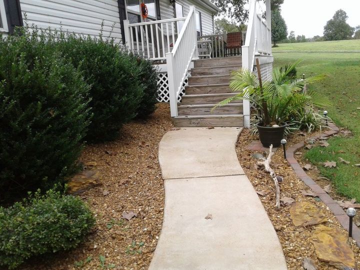 q make my concrete sidewalk look better and deff diff