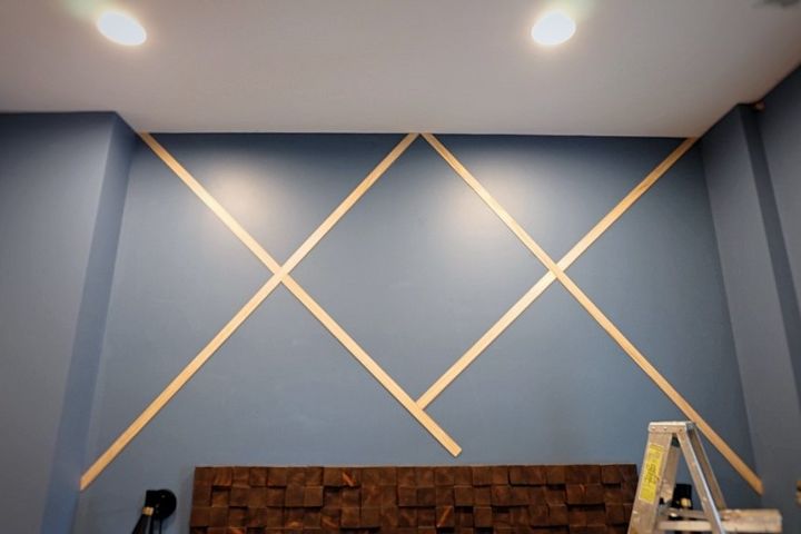update a wall with trim