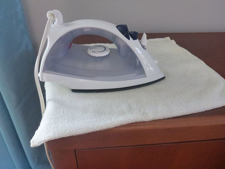 how to remove a water stain from your wood furniture in 5 minutes