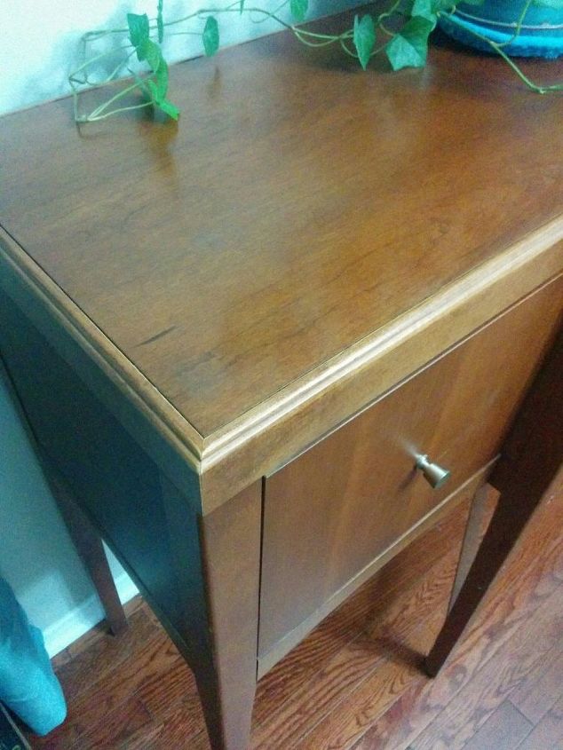 how to remove a water stain from your wood furniture in 5 minutes