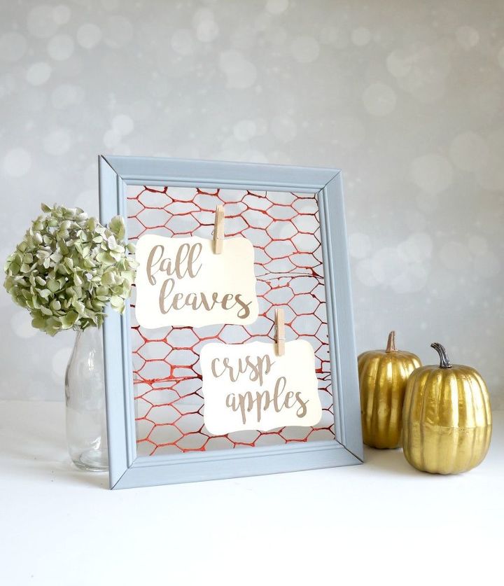 faux chicken wire frame for fall