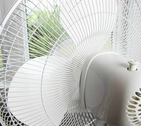 how to clean a fan