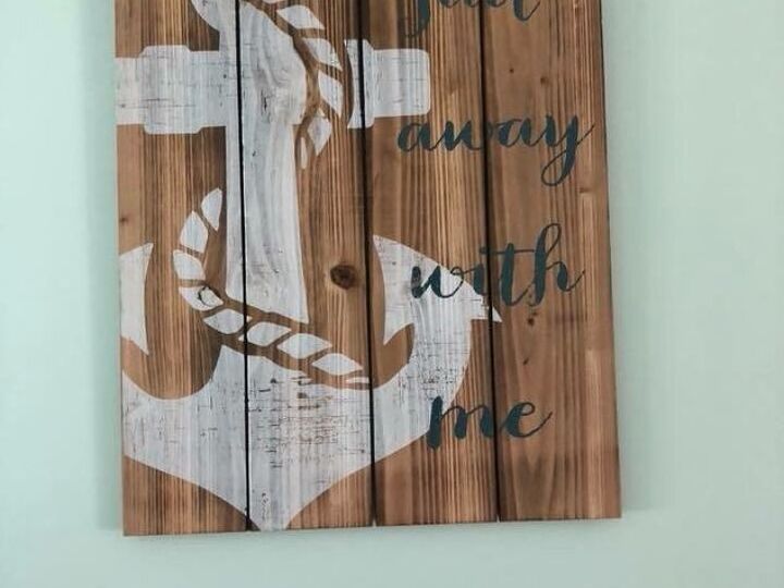 q how to i transfer a picture and wording to wood