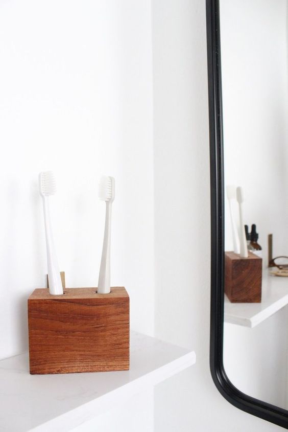 wood toothbrush holder