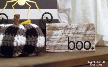 Halloween Reclaimed Wood "Boo" Sign