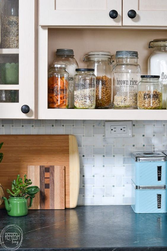 How do I use box tape to etch a name? | Hometalk