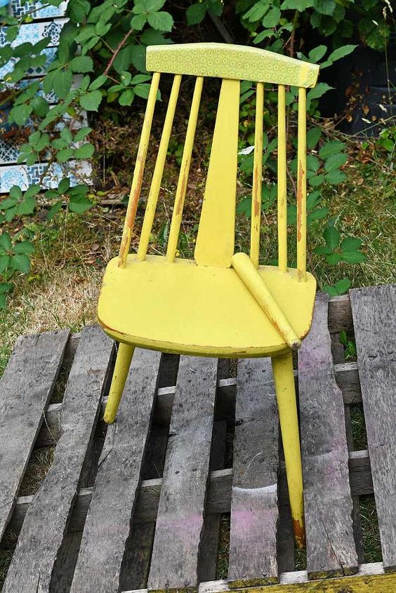 make unique kitchen storage out of an old chair