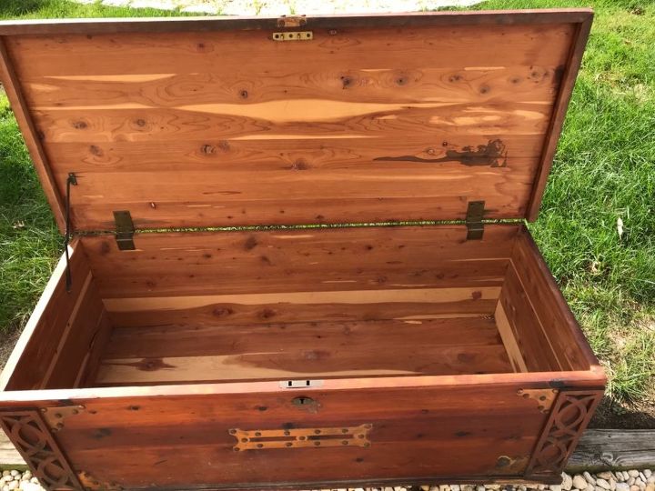 q does anyone know how old this chest is or how much value it has