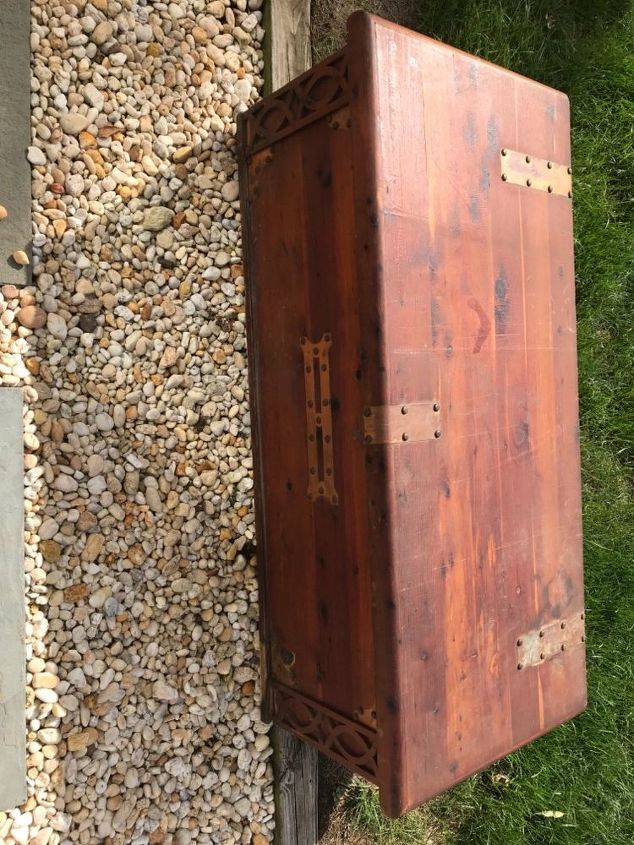 q does anyone know how old this chest is or how much value it has