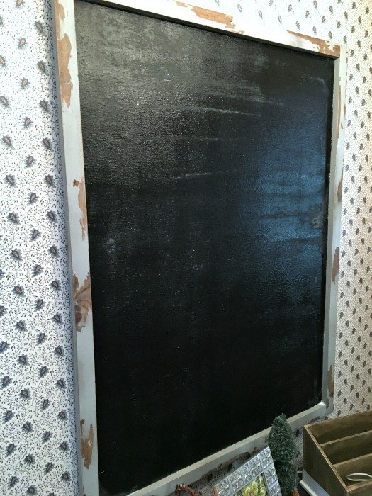 diy oversized magnetic chalkboard