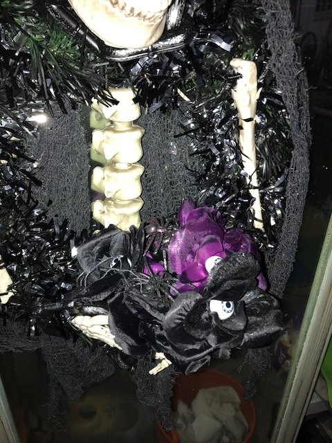 dollar tree halloween skeleton bride wreath