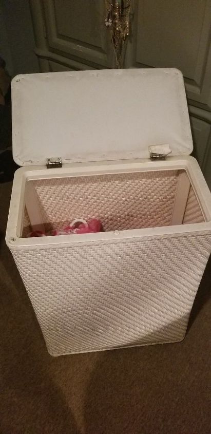 how do i upcycle a plastic laundry hamper