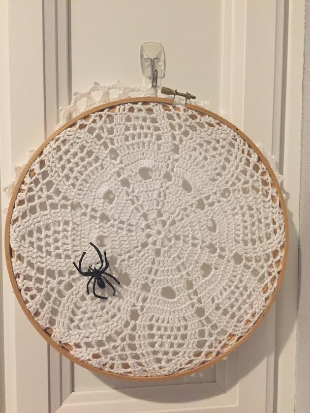 inexpensive halloween project to do with the little ones, Finished project hanging up