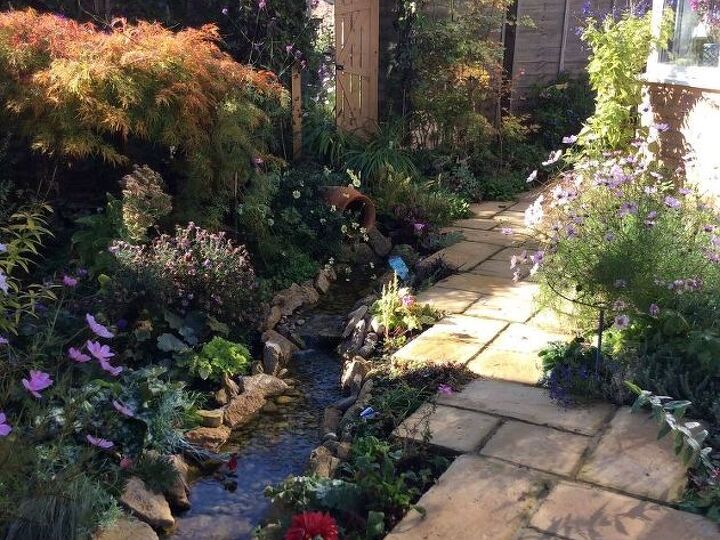 q how do i stop w pondless water feature flooding