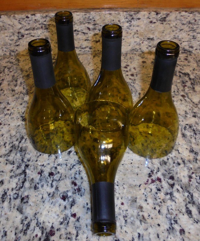 q how to put cut wine bottle tops to use