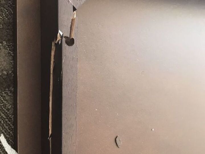 q need help in fixing this small crack