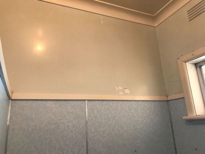 q urgent bathroom reno on tight budget