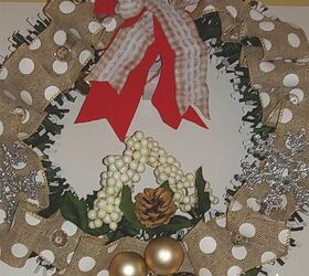 holiday wreath using dollar tree items