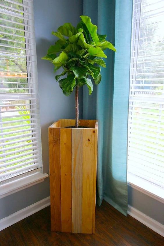 how to build a diy elevated wooden planter