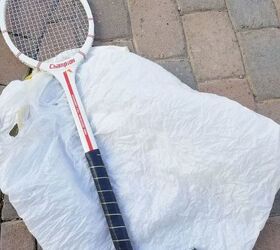 upcycle tennis raquet candy cane