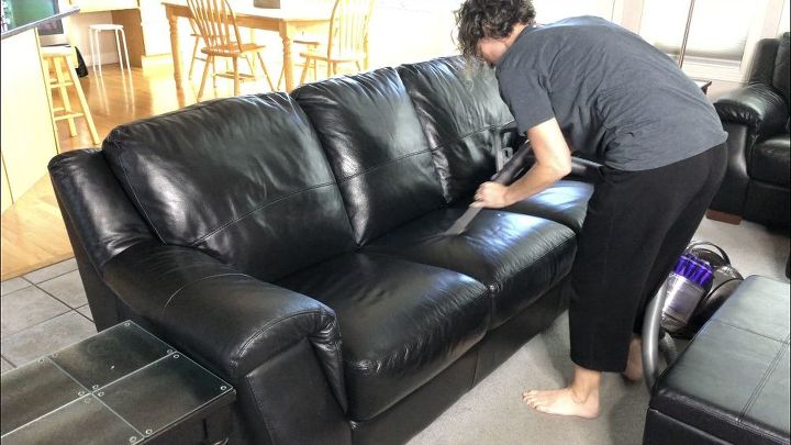 limpieza de su sof de cuero
