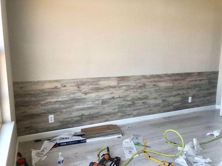 Diy Peel And Stick Vinyl Plank Accent Wall Hometalk