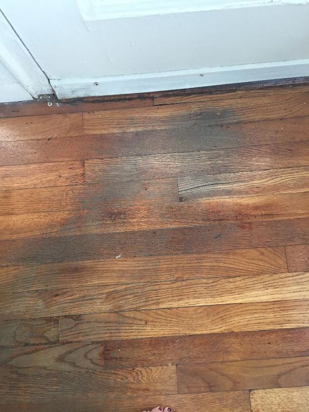 how to lighten hardwood floors in traffic area