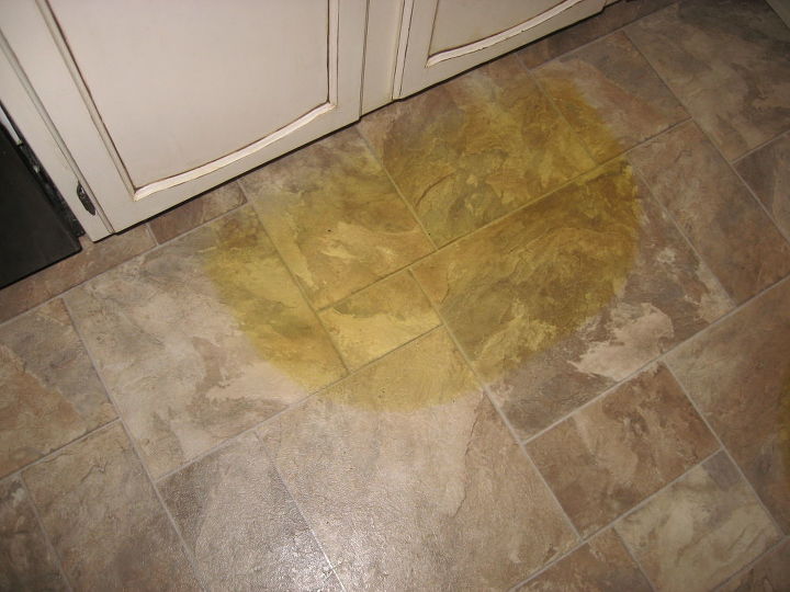 Throw Rug Off Vinyl Flooring, How To Clean Yellow Out Of Linoleum Floors