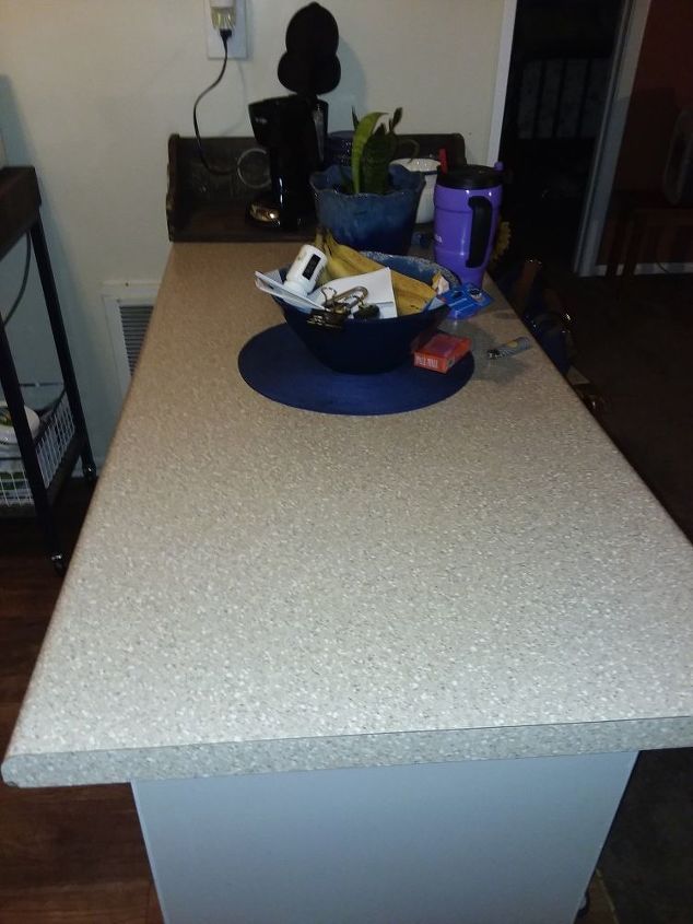 q how can i spray paint over a formica countertop