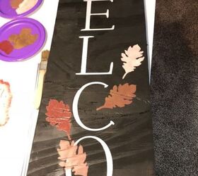 fall welcome sign, Ran leaf through letters