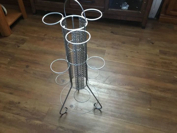 q how do i do a craft with this plant stand