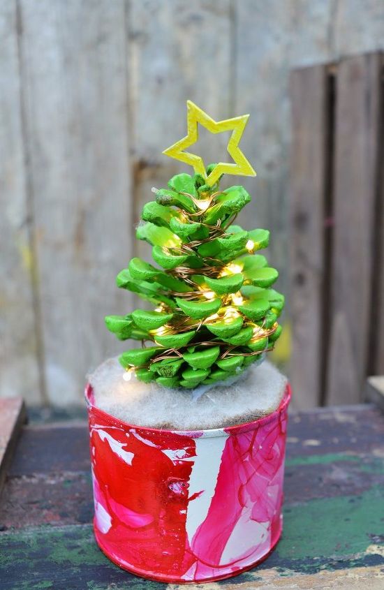 s it s pine cone season baby, Make the most adorable mini tree