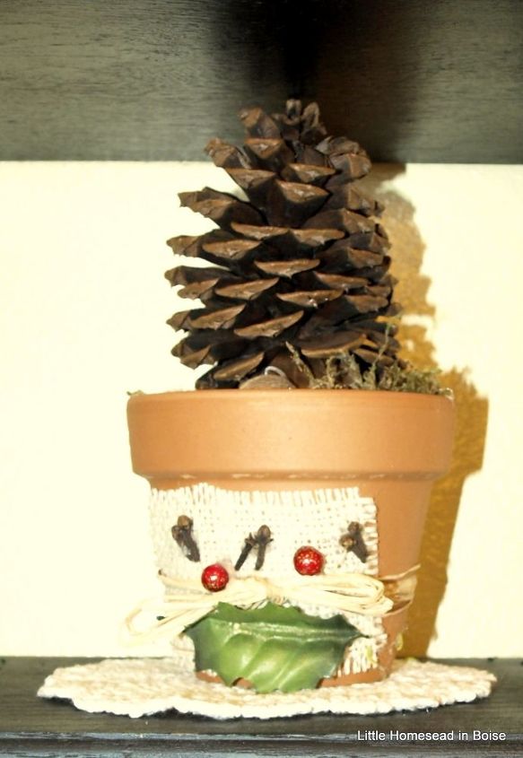 rboles de conos de pino de bricolaje para la decoracin de invierno