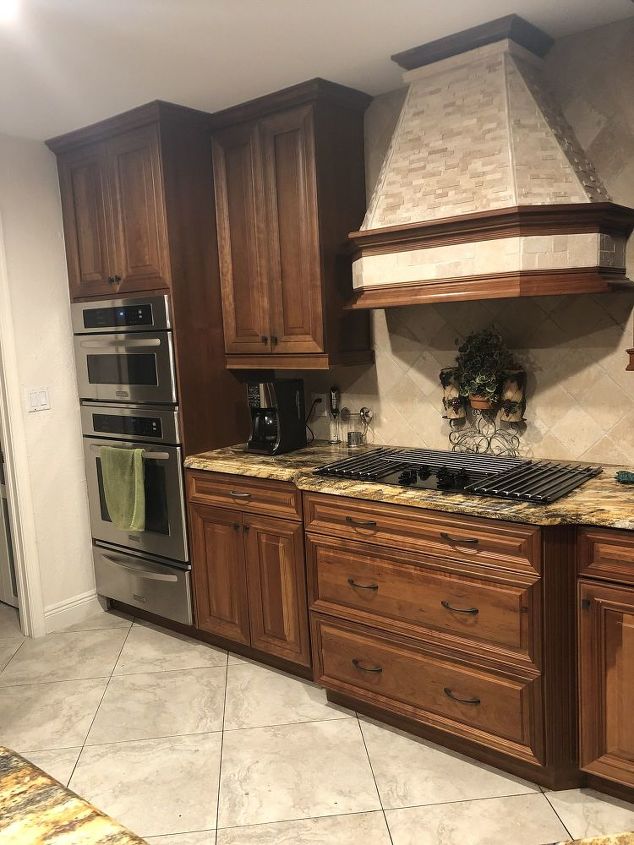 Can I Use Chalk Paint On My Oak Colored Kitchen Cabinets Hometalk