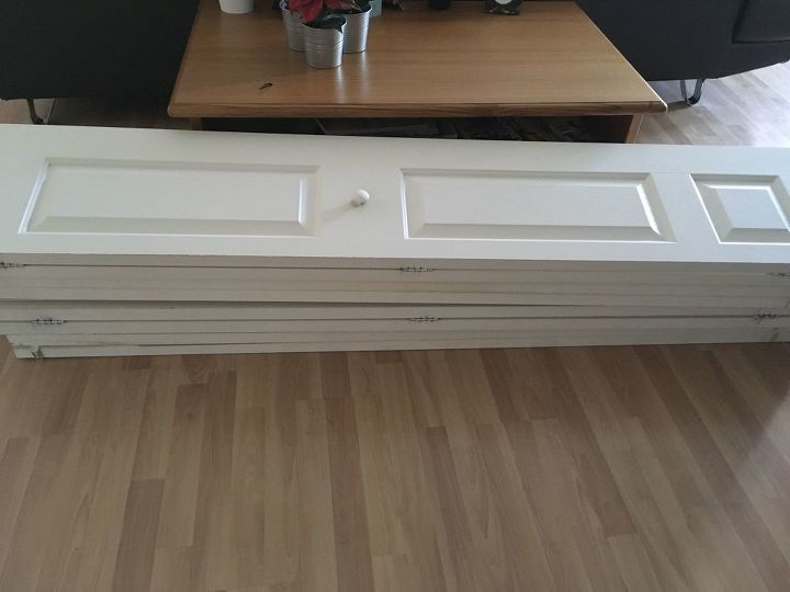 q how to use closet bifold doors